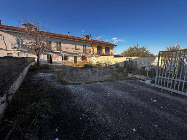 Villa Indipendente in vendita a Contrada Pezzapiana, Benevento