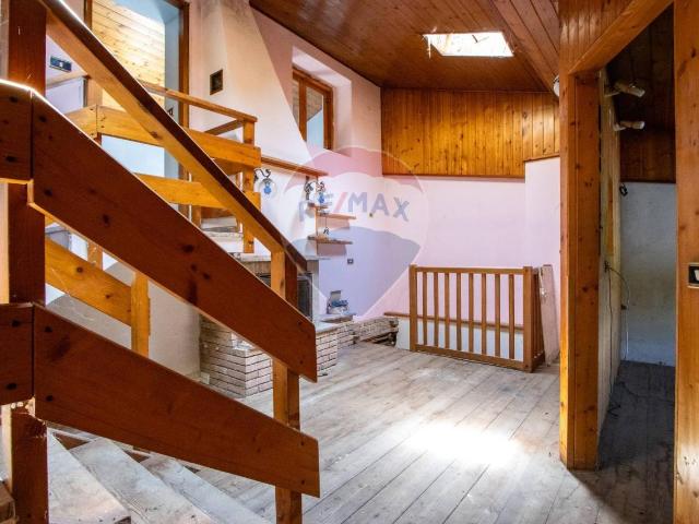 Villa Indipendente in vendita a Berbenno Di Valtellina, Lombardia