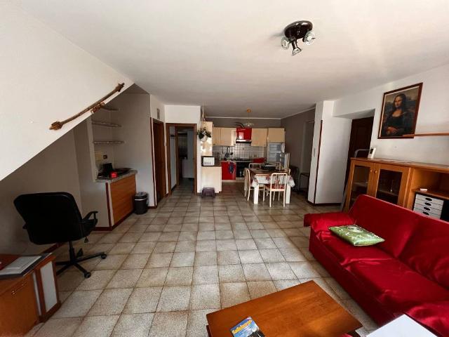 Villa Indipendente in vendita a Berbenno Di Valtellina, Lombardia