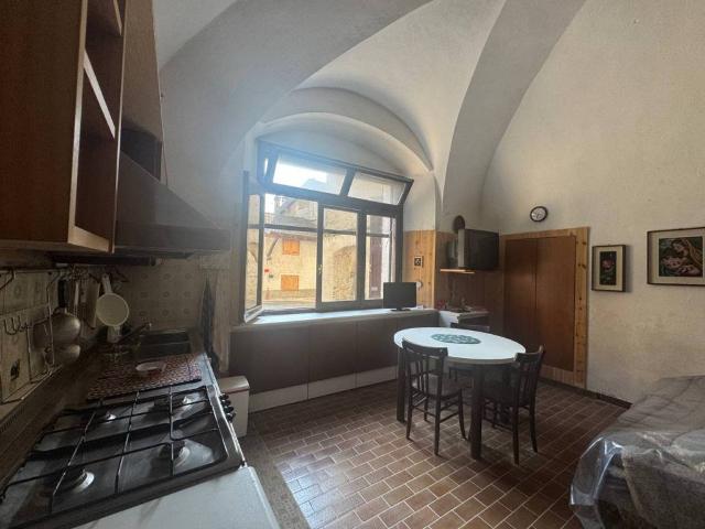 Villa Indipendente in vendita a Berbenno Di Valtellina, Lombardia