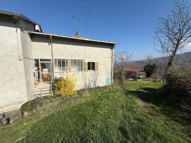 Villa Indipendente in vendita a Berceto, Reggio Emilia