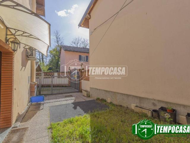 Villa Indipendente in vendita a Bereguardo, Lombardia