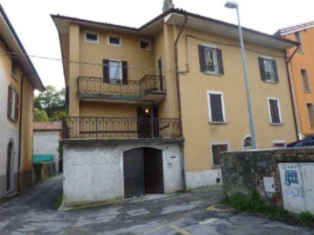 Villa Indipendente in vendita a Valverde, Bergamo