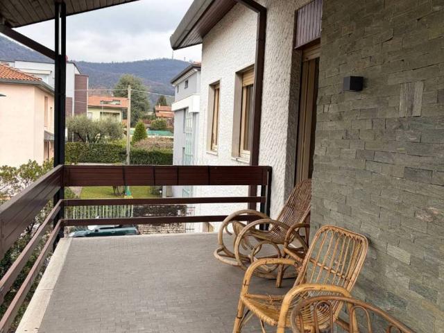 Villa Indipendente in vendita a Valtesse, Bergamo