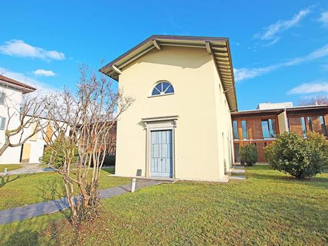 Villa Indipendente in vendita a Ronchi, Bergamo