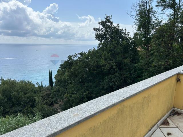 Villa Indipendente in vendita a Custo, Bergeggi
