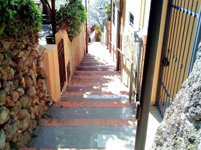 Villa Indipendente in vendita a Custo, Bergeggi