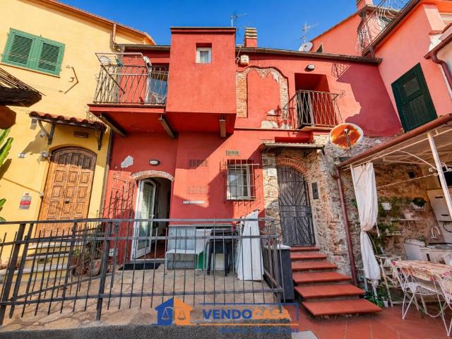Villa Indipendente in vendita a Custo, Bergeggi
