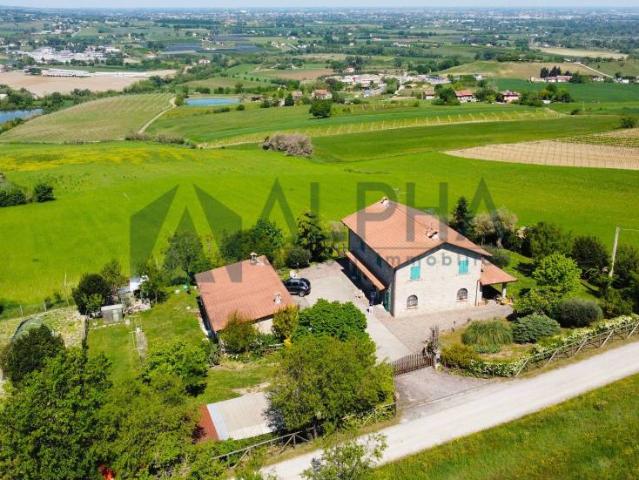 Villa Indipendente in vendita a Unione di Comuni della Romagna Forlivese, Bertinoro