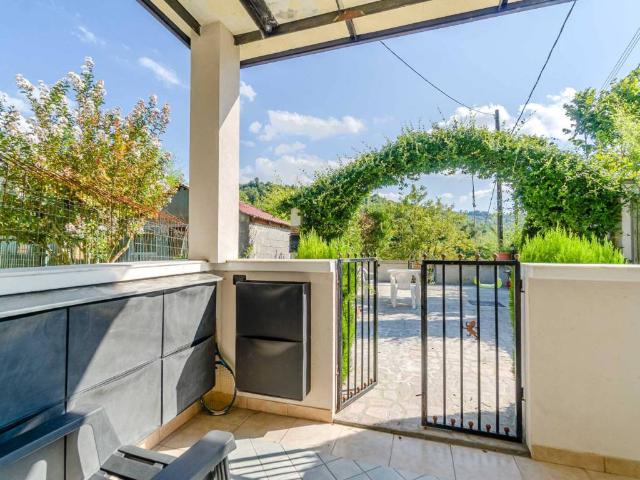 Villa Indipendente in vendita a Piemonte, Asti