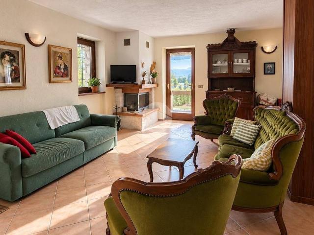 Villa Indipendente in vendita a Demo, Berzo Demo