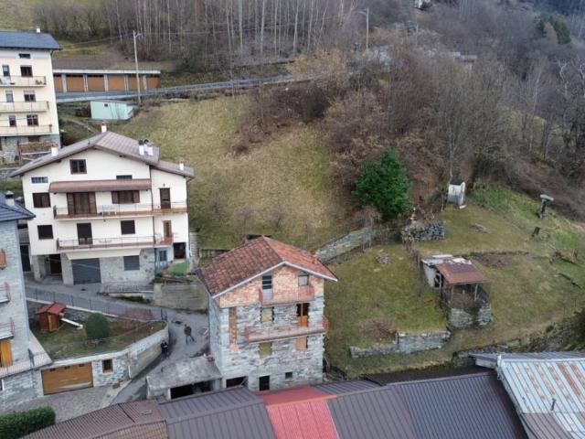 Villa Indipendente in vendita a Comunità montana della valle Camonica, Berzo Demo