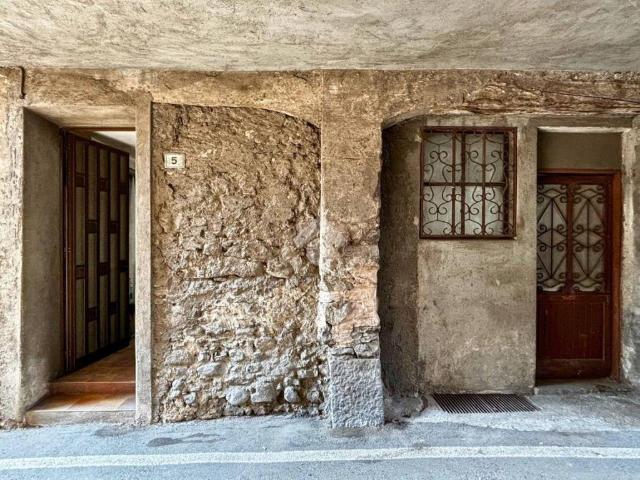 Villa Indipendente in vendita a Comunità montana della valle Camonica, Berzo Inferiore