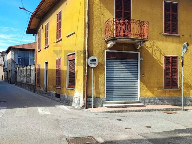 Villa Indipendente in vendita a Bogno, Besozzo