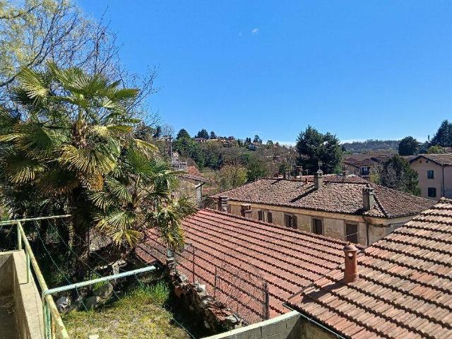 Villa Indipendente in vendita a Bogno, Besozzo