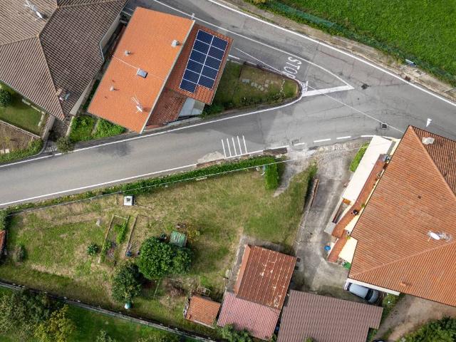 Villa Indipendente in vendita a Cardana, Besozzo