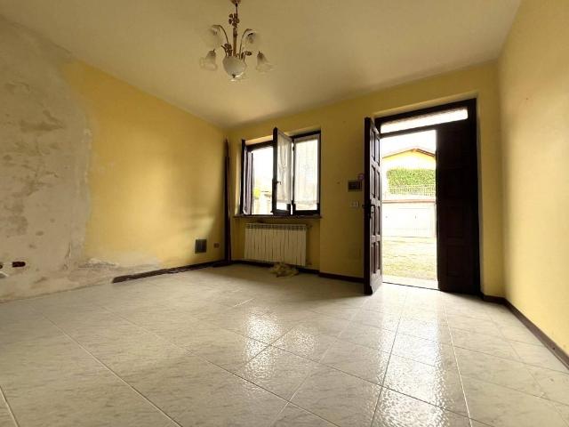 Villa Indipendente in vendita a Olginasio, Besozzo
