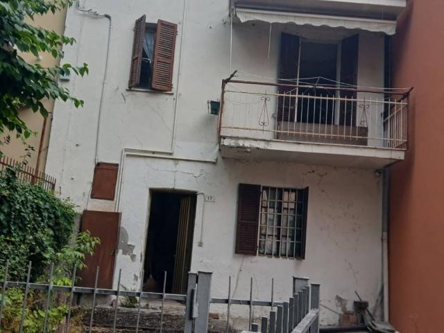 Villa Indipendente in vendita a Fra I Luoghi, Bettola
