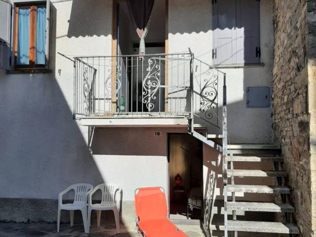 Villa Indipendente in vendita a Bettola, Reggio Emilia