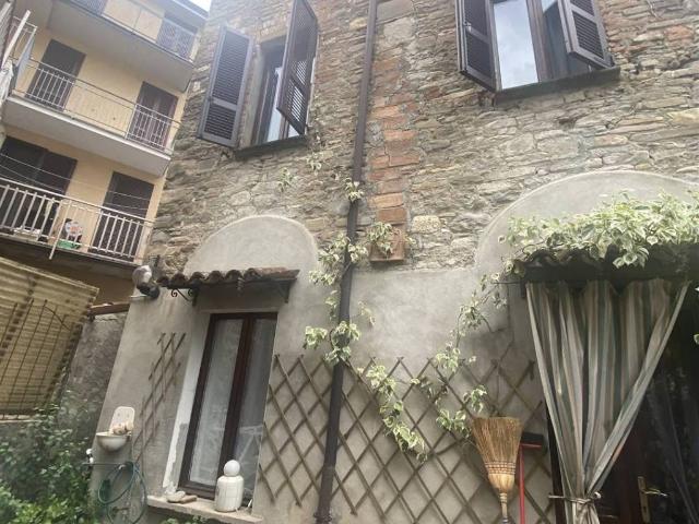 Villa Indipendente in vendita a San Giovanni, Bettola