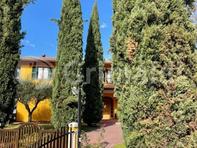 Villa Indipendente in vendita a Bettona, Umbria