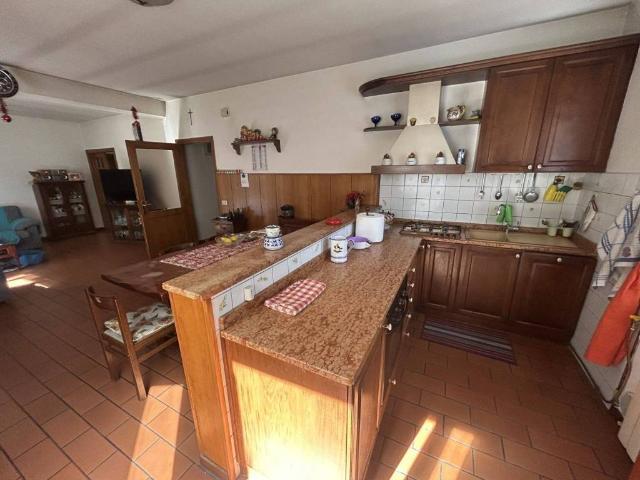 Villa Indipendente in vendita a Bettona, Umbria
