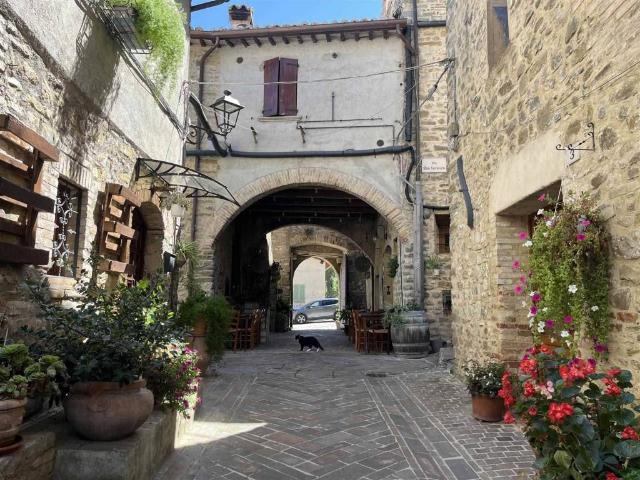 Villa Indipendente in vendita a Bevagna, Umbria