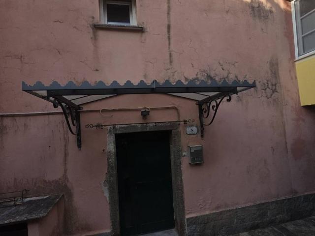 Villa Indipendente in vendita a Beverino, Bertogna