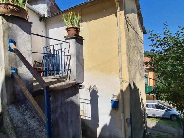Villa Indipendente in vendita a Beverino, Bracelli