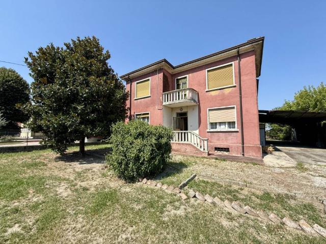 Villa Indipendente in vendita a Bevilacqua, Veneto