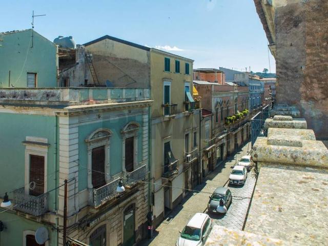 Villa Indipendente in vendita a Biancavilla, Sicilia