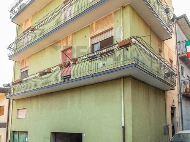 Villa Indipendente in vendita a Biancavilla, Sicilia