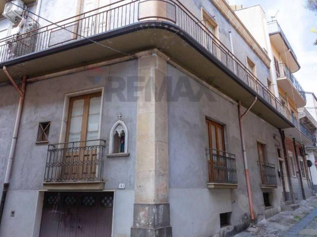 Villa Indipendente in vendita a Biancavilla, Sicilia