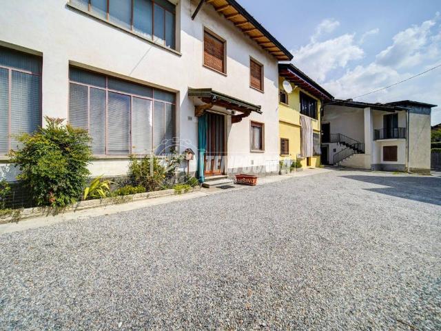 Villa Indipendente in vendita a Biandronno, Varese