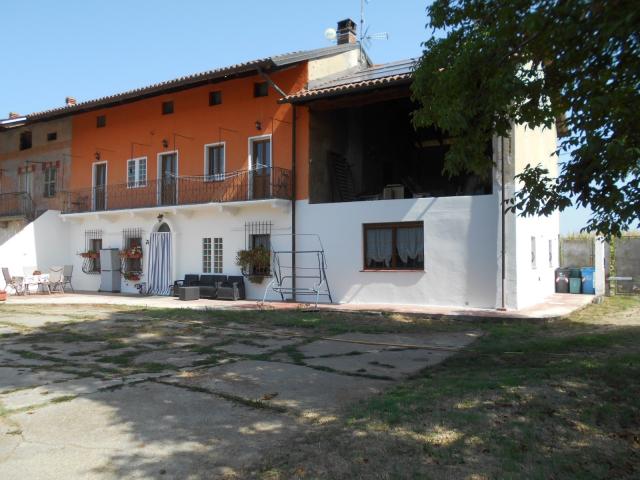 Villa Indipendente in vendita a Piemonte, Vercelli