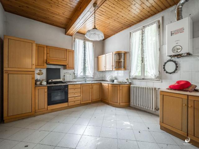 Villa Indipendente in vendita a Val d’Enza, Re