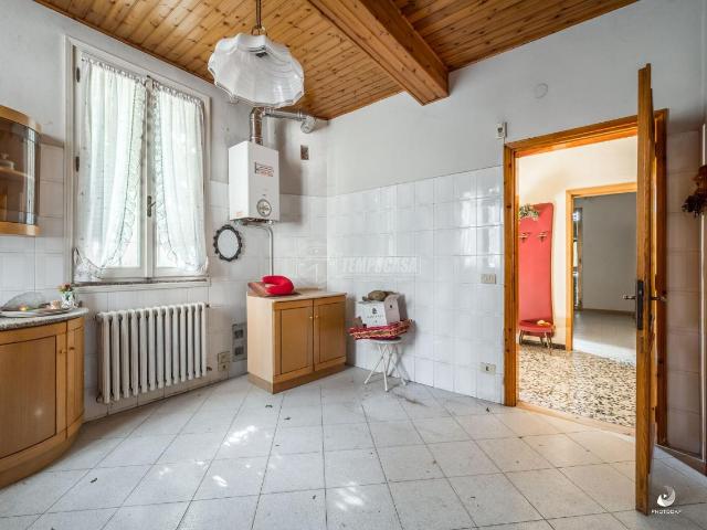 Villa Indipendente in vendita a Val d’Enza, Re