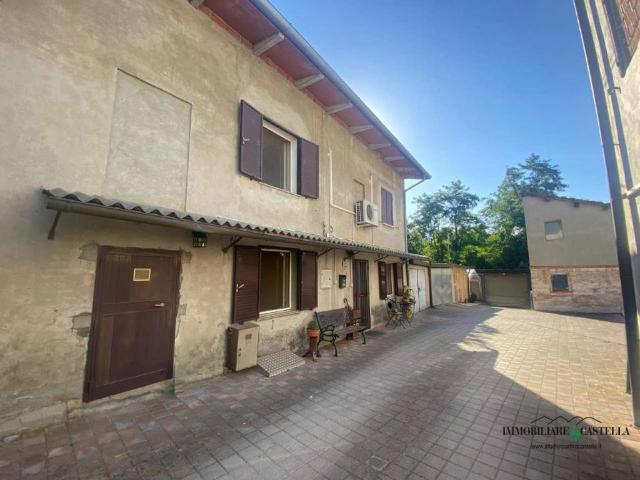 Villa Indipendente in vendita a Val d’Enza, Re