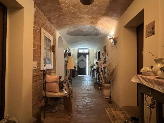 Villa Indipendente in vendita a Val d’Enza, Re