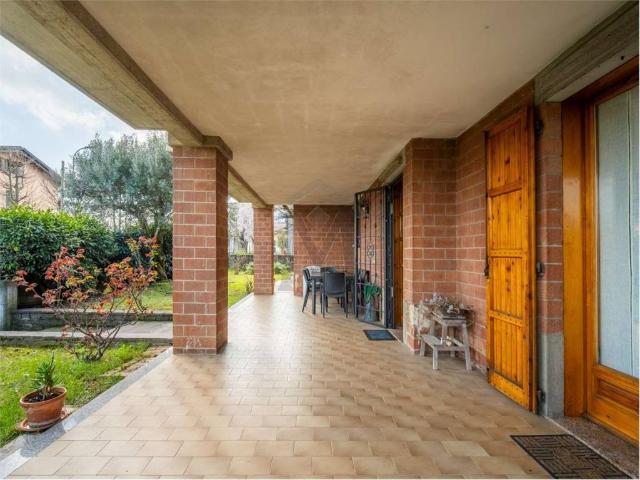 Villa Indipendente in vendita a Val d’Enza, Re