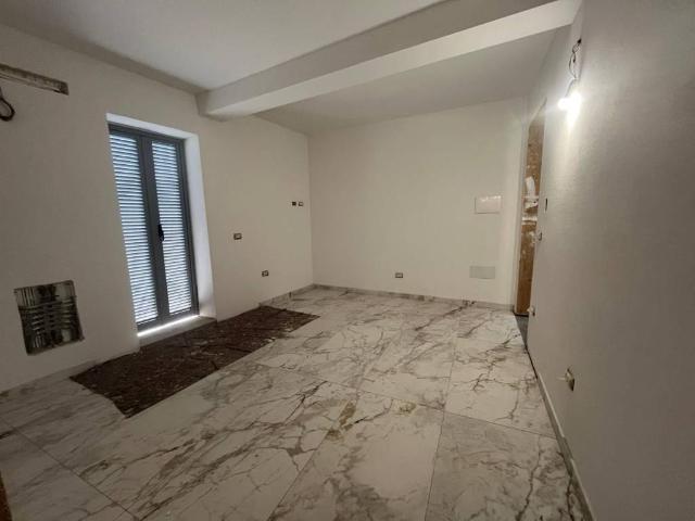 Villa Indipendente in vendita a Val d’Enza, Re