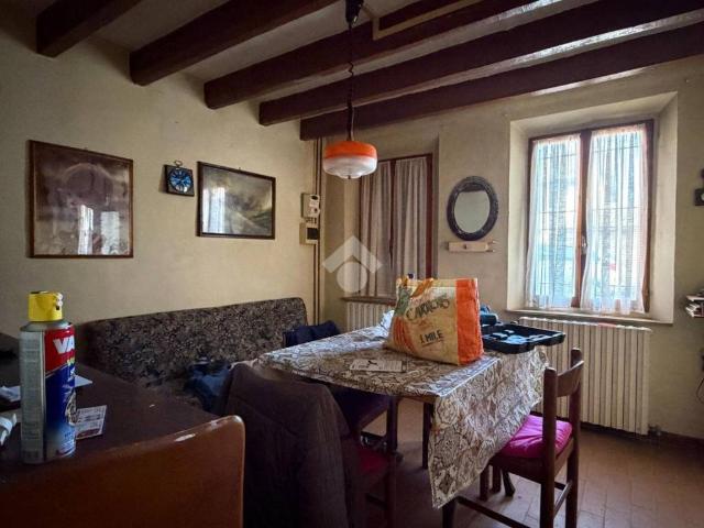Villa Indipendente in vendita a Val d’Enza, Re