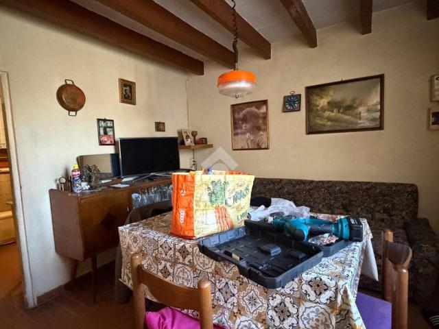 Villa Indipendente in vendita a Val d’Enza, Re