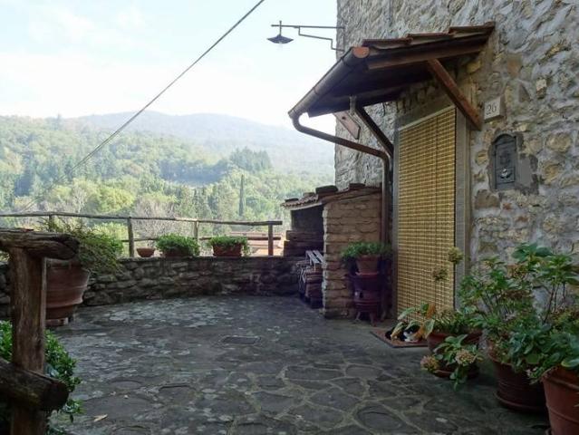 Villa Indipendente in vendita a Bibbiena, Toscana
