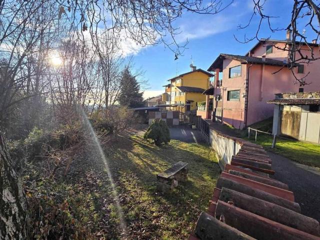 Villa Indipendente in vendita a Cavallo, Piemonte