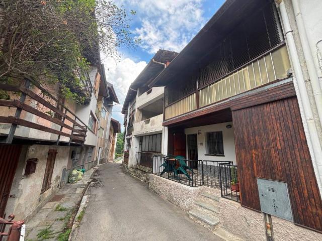 Villa Indipendente in vendita a Favaro di Là, Piemonte