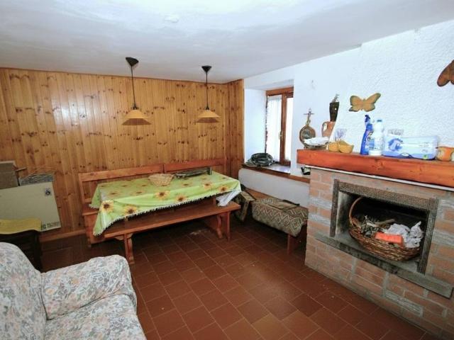 Villa Indipendente in vendita a Favaro di Là, Piemonte