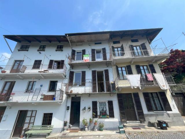 Villa Indipendente in vendita a Villaggio Gescal, Piemonte