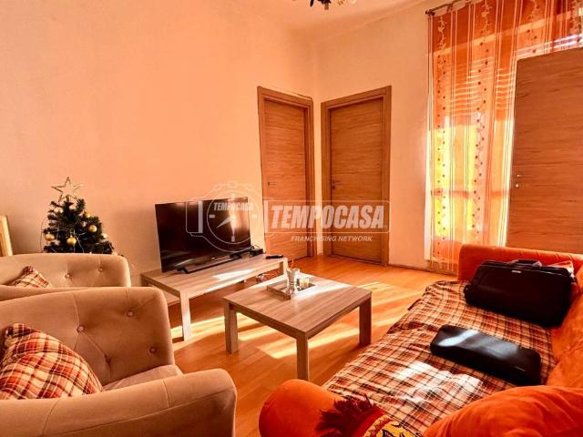Villa Indipendente in vendita a Arico, Piemonte