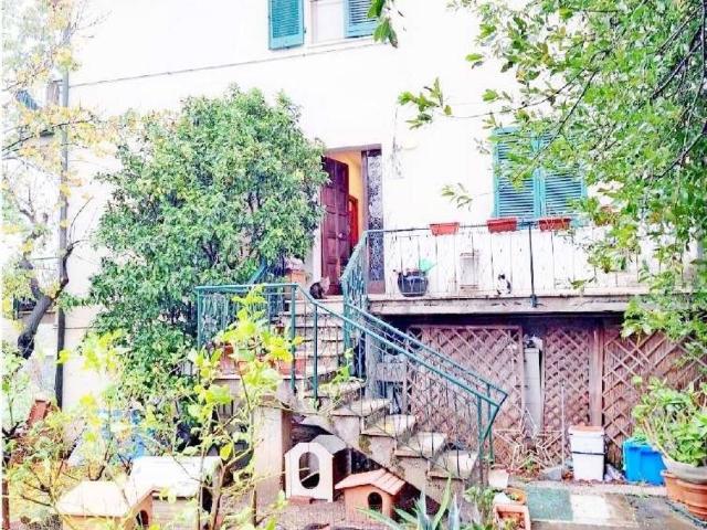 Villa Indipendente in vendita a Bientina, Toscana